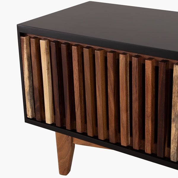 Kao Porta Tv Negro 1 - detalle