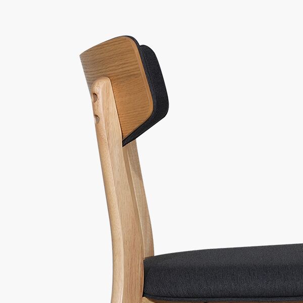 Poppy Silla Clara Detalle 4 Poppy Silla Clara - detalle