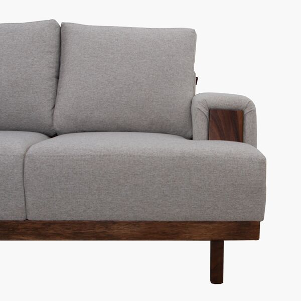 Larisa Parota Detalle