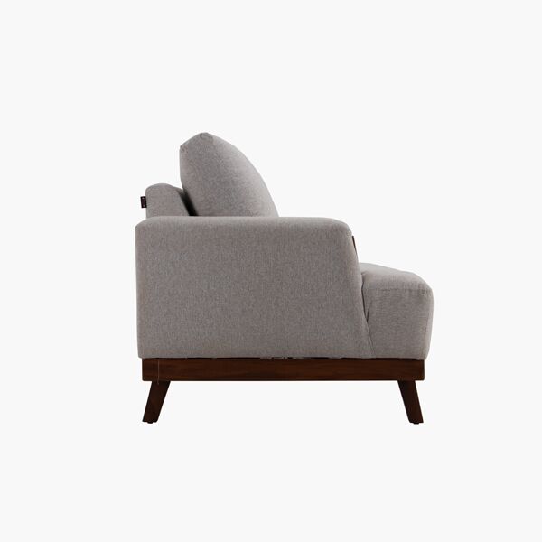 Love Seat Larisa Parota