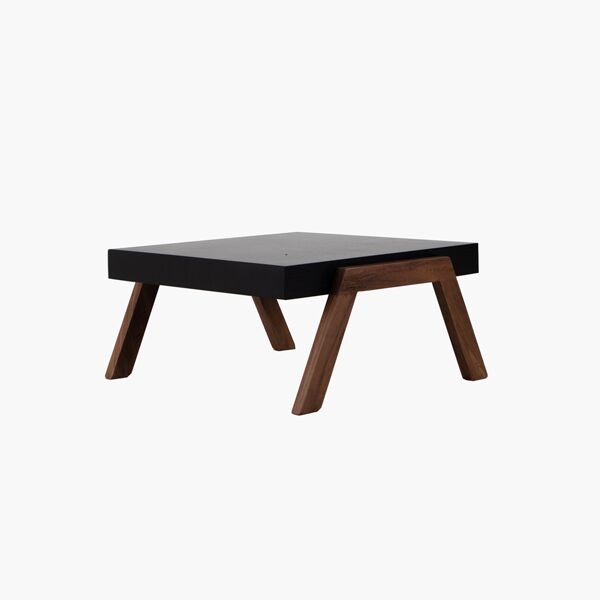 Mesa Central Qatar Parota Qatar M